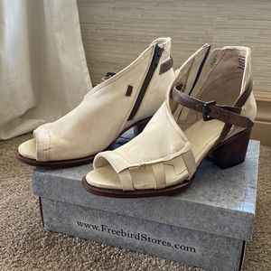 Freebird calico white multi size 10